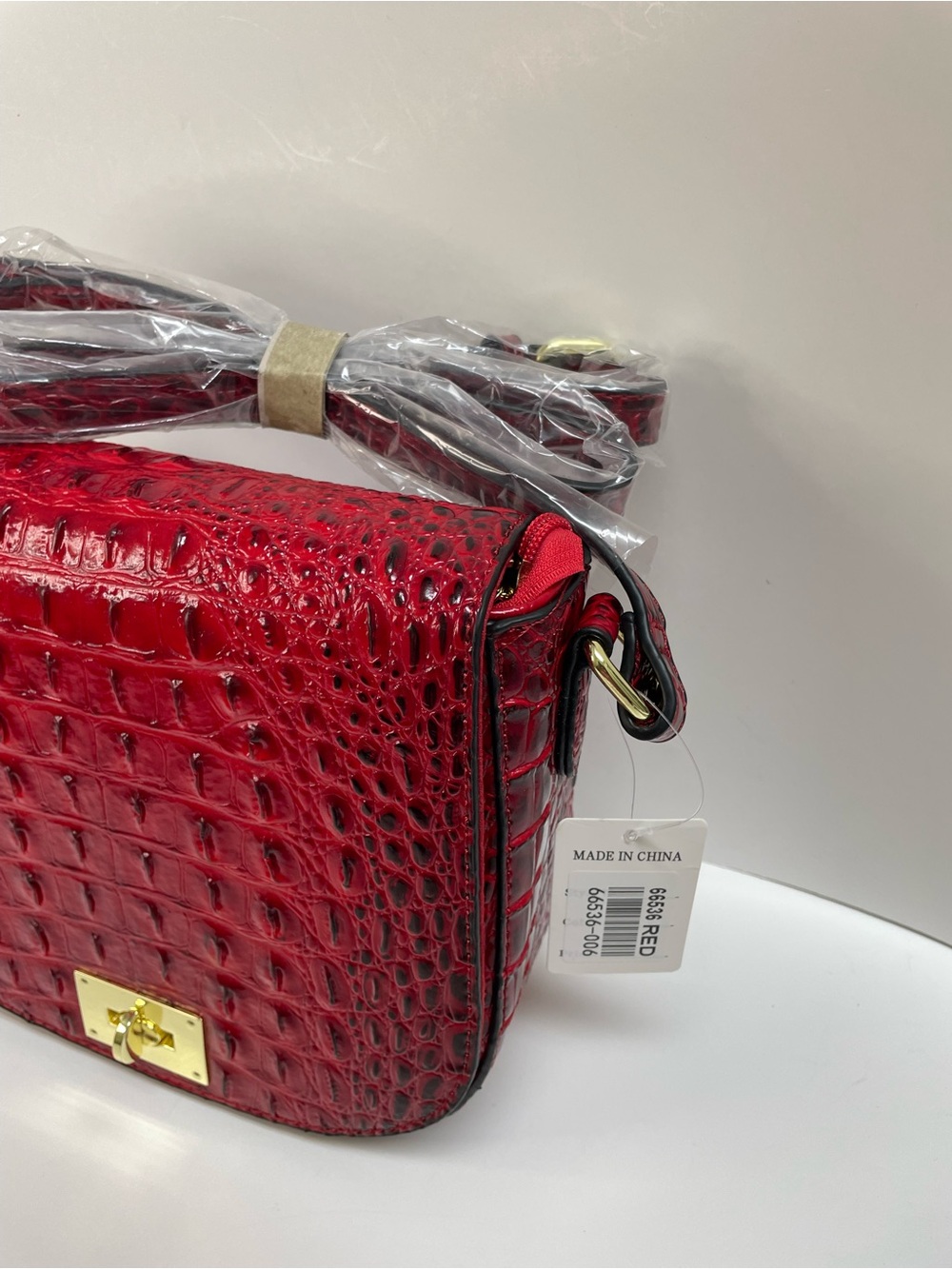 Red Croc-Embossed Crossbody Bag with Gold Turn-Lock NWT - Picture 3 of 8